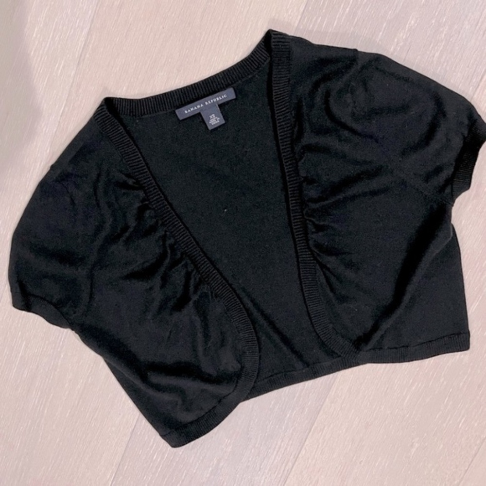Black silk/cashmere shrug, EUC